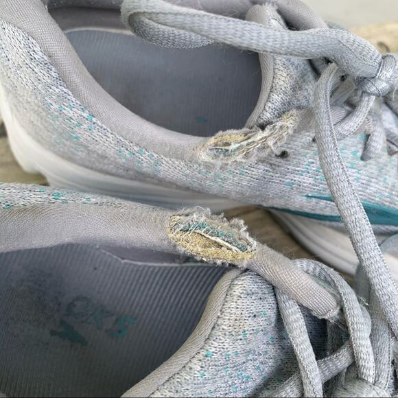 Brooks Anthem 2 neutral cushion running shoes 8.5B - Picture 2 of 10